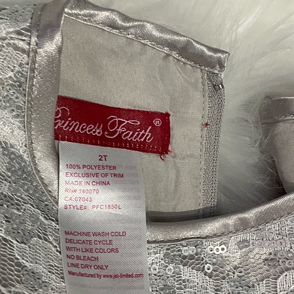 Girls 2T gown dress - Picture 4 of 6